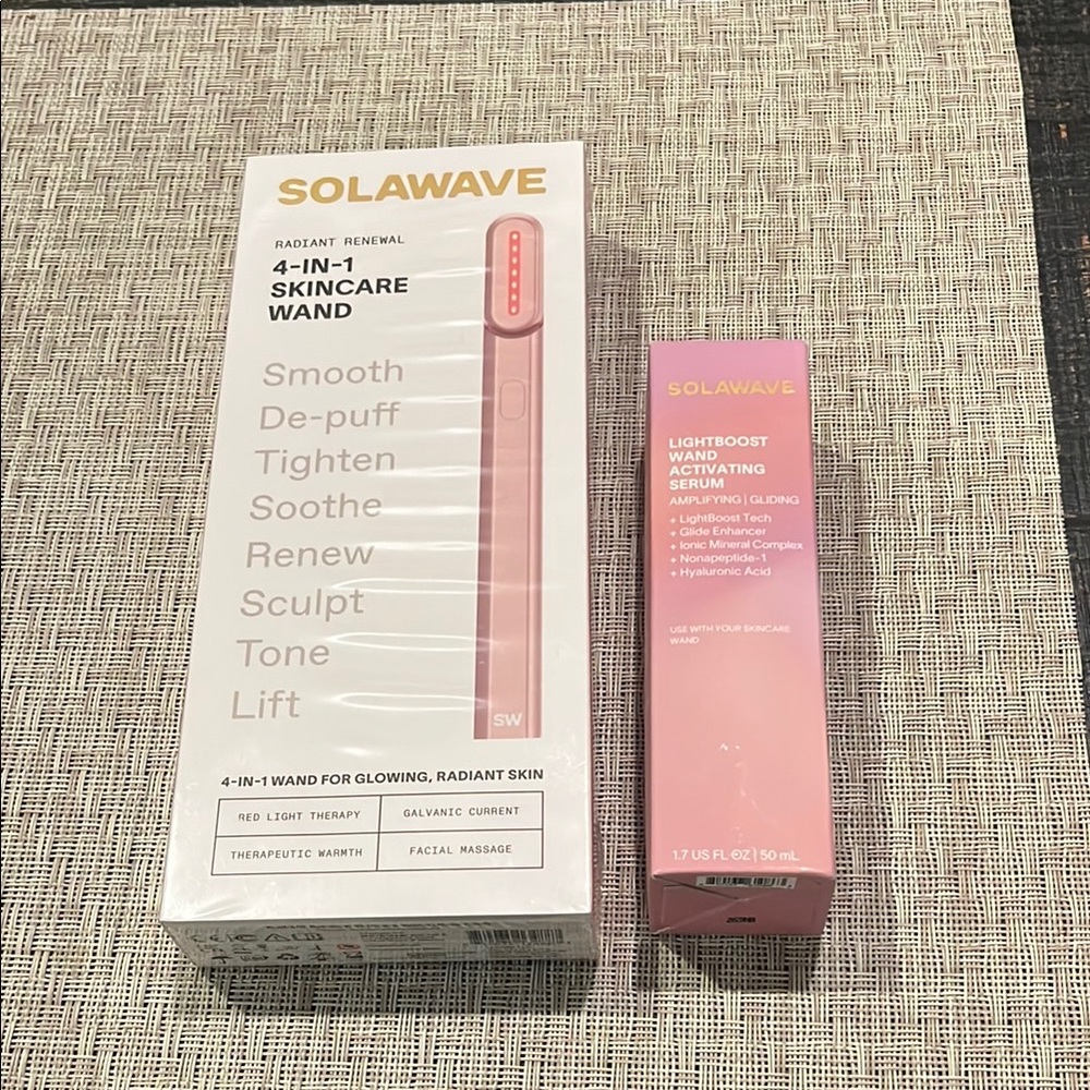 Solawave 4-in-1 Skincare Wand and Serum Set NEW
